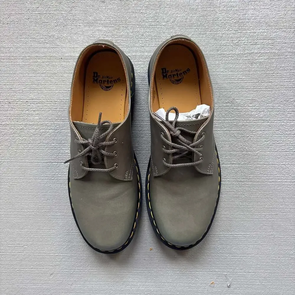 Dr. Martens classic dr